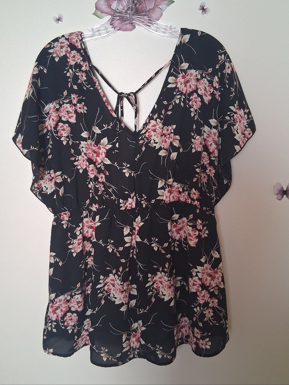 NWT Torrid Floral Babydoll Top Size 0 or Large Black & Pink
